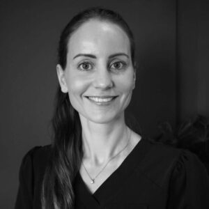 Dr. Elin Sørhaug